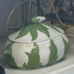 Leaf Pattern Ceramic Lidded Bowl